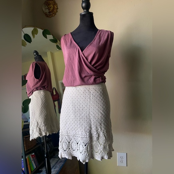 Athleta wrap top dusty rose + crochet knit skirt both size small bundle - Picture 1 of 7